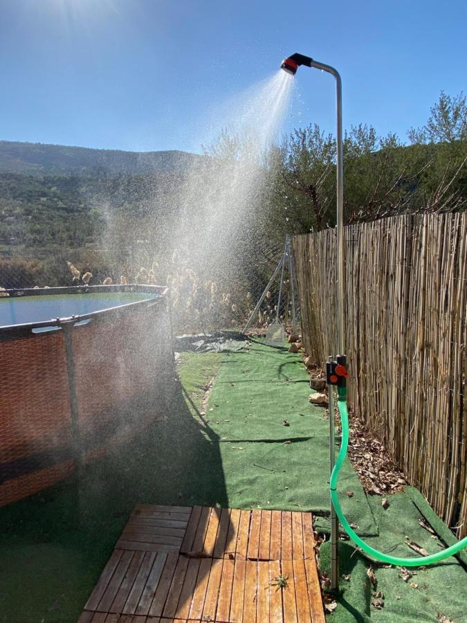 La Huerta Del Castillo Con Su Caz De Agua - Enjoy Life & Relax Castillo de Locubin Bagian luar foto